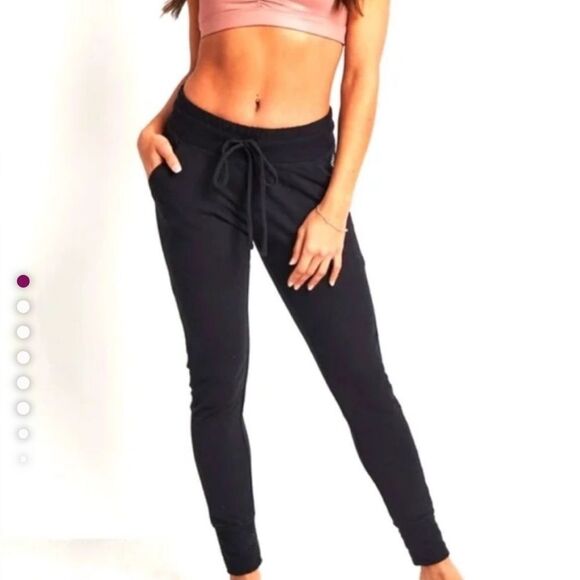 Free People Movement Sunny Skinny Sweatpant Jogger Black - Picture 1 of 10